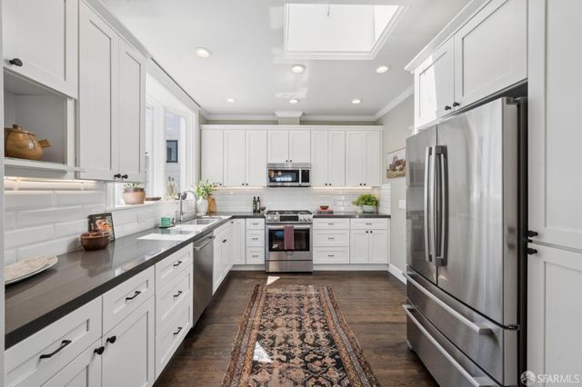 214 Castro Street, San Francisco, CA 94114