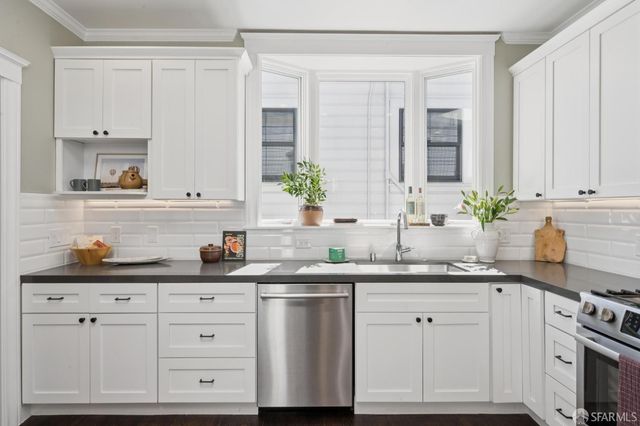 214 Castro Street, San Francisco, CA 94114