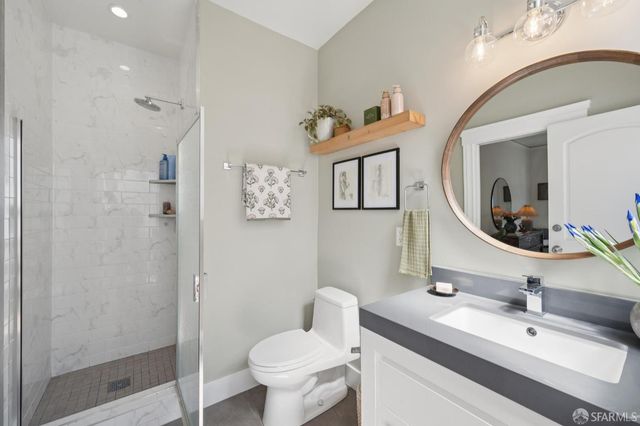 214 Castro Street, San Francisco, CA 94114