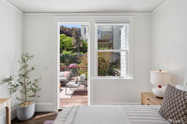 214 Castro Street, San Francisco, CA 94114