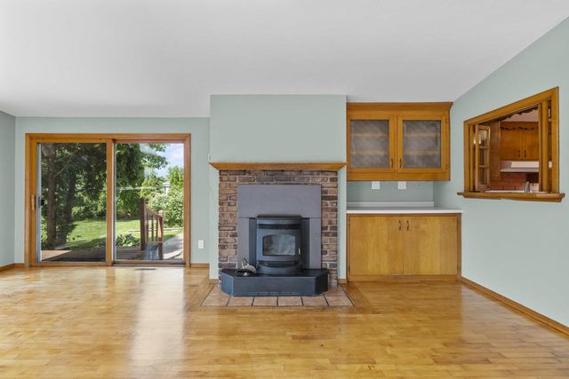1114 BELLEVUE STREET, Green Bay, WI 54302