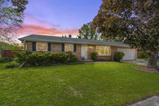 1114 BELLEVUE STREET, Green Bay, WI 54302