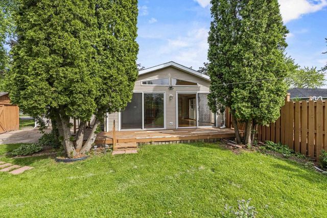 1114 BELLEVUE STREET, Green Bay, WI 54302