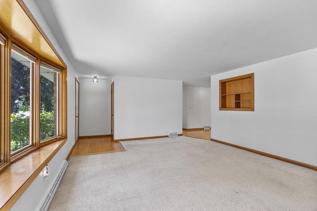 1114 BELLEVUE STREET, Green Bay, WI 54302