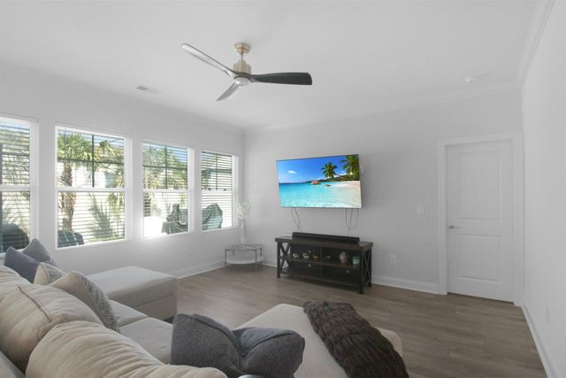 1059 Graybill Lane, North Myrtle Beach, SC 29582