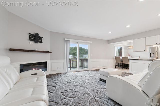 25440 Quarter Deck Street, Harrison Charter Township, MI 48045