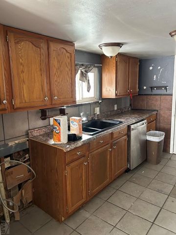 619 W 3rd Ave, Florence, CO 81226