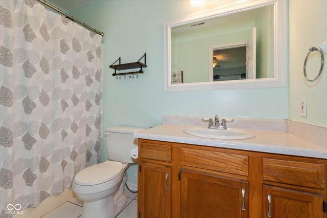 5504 Kelly Anne Way, Noblesville, IN 46062
