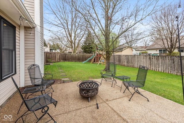5504 Kelly Anne Way, Noblesville, IN 46062