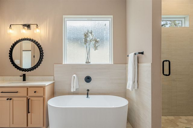 114 Pinnacle Club Drive, Mabank, TX 75156