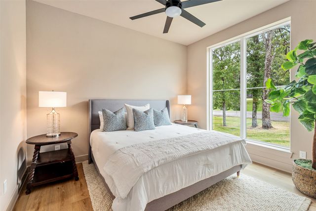 114 Pinnacle Club Drive, Mabank, TX 75156