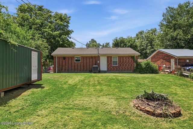 266 Airview Dr, Elizabethtown, KY 42701