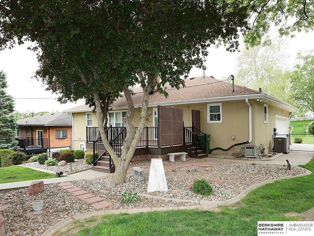 8401 S 26th Street, Bellevue, NE 68147