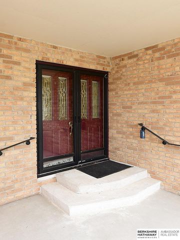 8401 S 26th Street, Bellevue, NE 68147