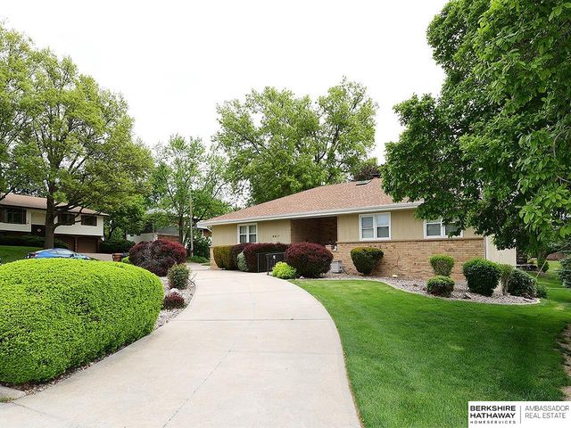8401 S 26th Street, Bellevue, NE 68147