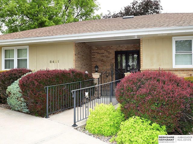 8401 S 26th Street, Bellevue, NE 68147