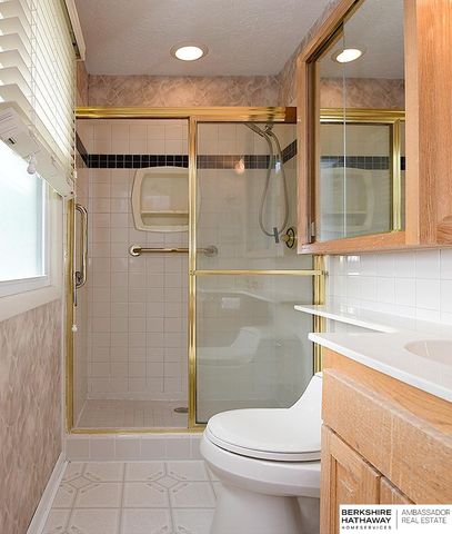 8401 S 26th Street, Bellevue, NE 68147
