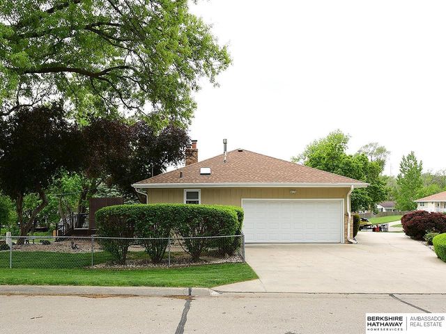 8401 S 26th Street, Bellevue, NE 68147