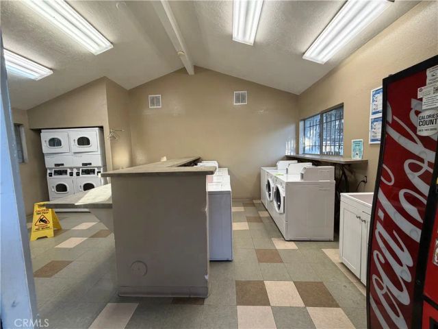 960 E Bonita 125, Pomona, CA 91767