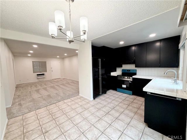 960 E Bonita 125, Pomona, CA 91767