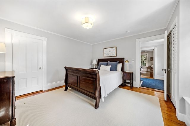 6 Leavitt St, Hingham, MA 02043