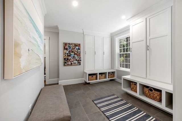 6 Leavitt St, Hingham, MA 02043