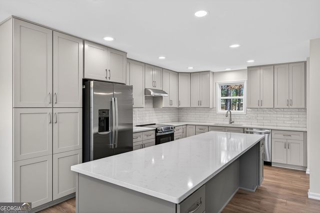 6596 Garrett Road, Buford, GA 30518