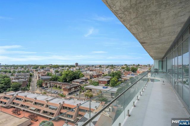 320 Adolphus Avenue 1009, Cliffside Park, NJ 07010