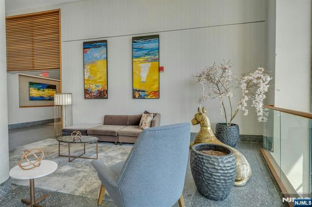 320 Adolphus Avenue 1009, Cliffside Park, NJ 07010