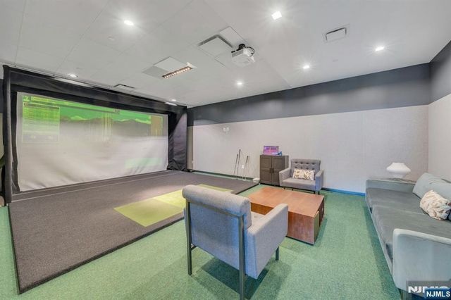 320 Adolphus Avenue 1009, Cliffside Park, NJ 07010