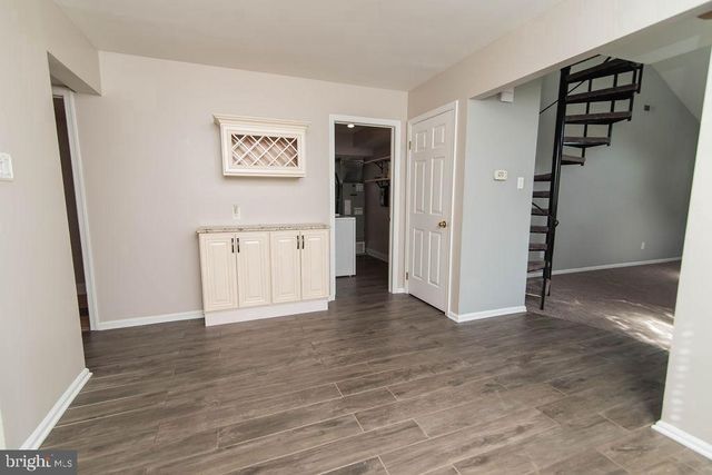 239 OAKRIDGE DR, Langhorne, PA 19047