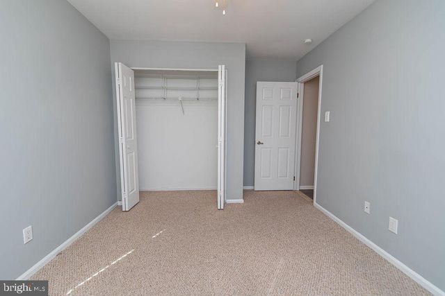 239 OAKRIDGE DR, Langhorne, PA 19047