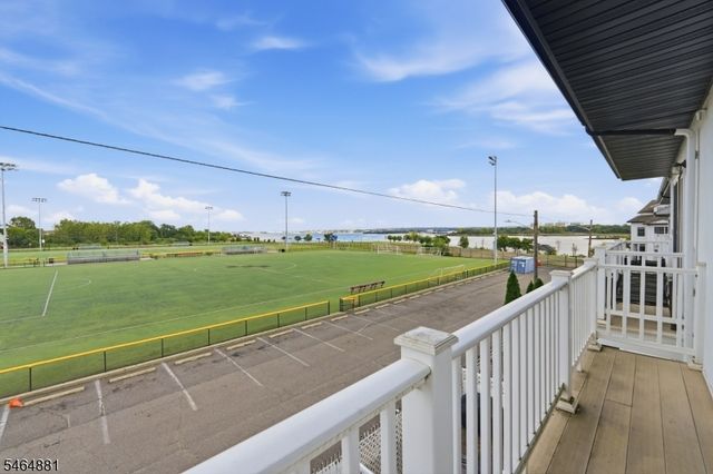 7 Harbor Front Ct. Unit C7, Elizabeth City, NJ 07206