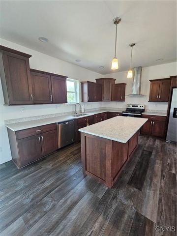 6709 Lowell Road, Westmoreland, NY 13440