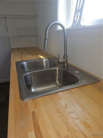 6709 Lowell Road, Westmoreland, NY 13440