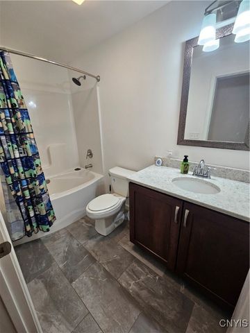 6709 Lowell Road, Westmoreland, NY 13440