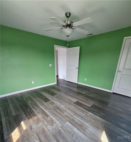 6709 Lowell Road, Westmoreland, NY 13440