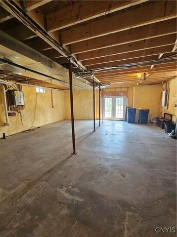 6709 Lowell Road, Westmoreland, NY 13440