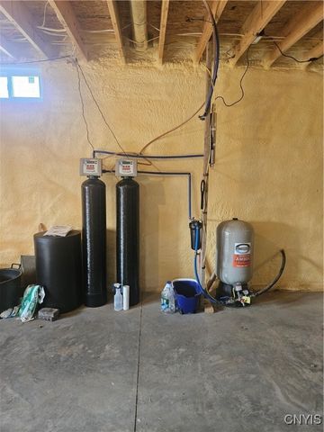 6709 Lowell Road, Westmoreland, NY 13440