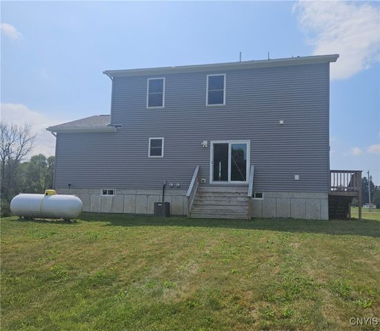 6709 Lowell Road, Westmoreland, NY 13440