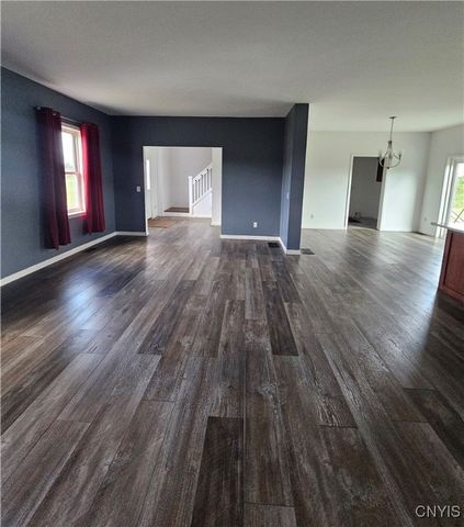 6709 Lowell Road, Westmoreland, NY 13440