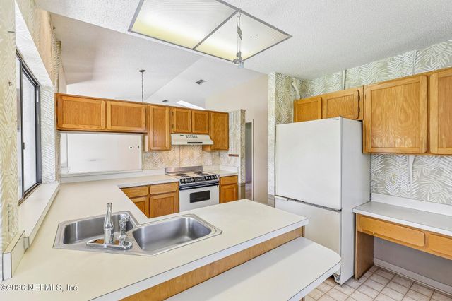 2020 INDIAN SPRINGS Drive, Jacksonville, FL 32246