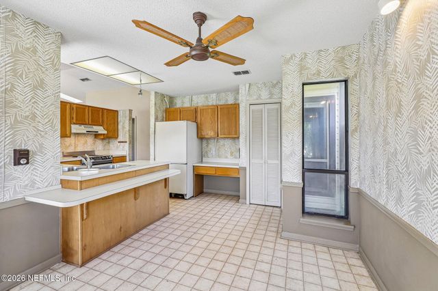 2020 INDIAN SPRINGS Drive, Jacksonville, FL 32246