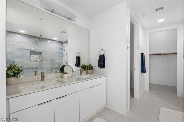 353 East Bonneville Avenue 421, Las Vegas, NV 89101