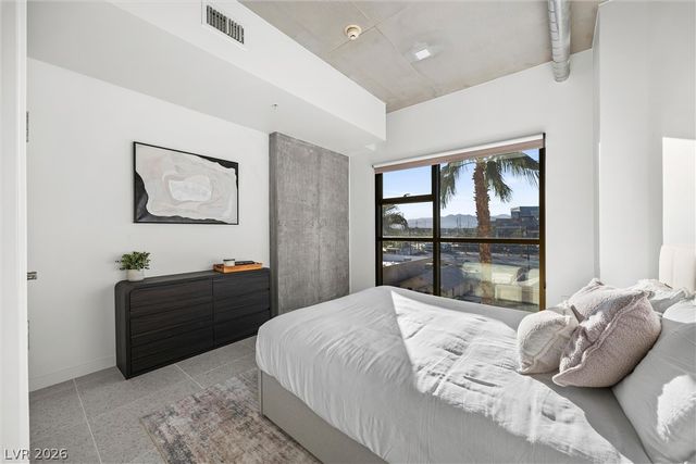 353 East Bonneville Avenue 421, Las Vegas, NV 89101