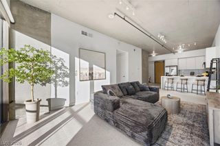 353 East Bonneville Avenue 421, Las Vegas, NV 89101