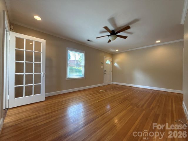 817 Everett Place, Charlotte, NC 28205