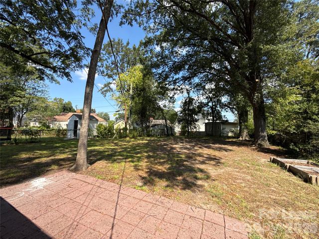 817 Everett Place, Charlotte, NC 28205