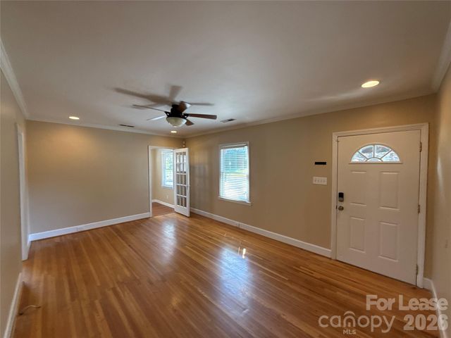 817 Everett Place, Charlotte, NC 28205