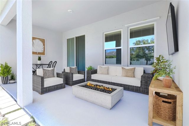 2118 SW 25th TER, Cape Coral, FL 33914